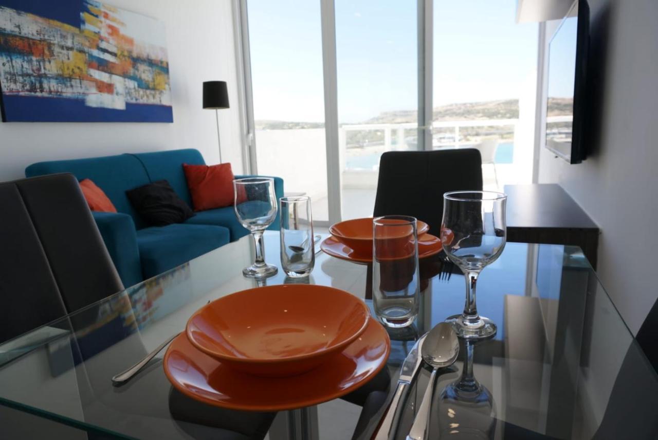 Sea View Penthouse Mellieha Bay公寓 外观 照片