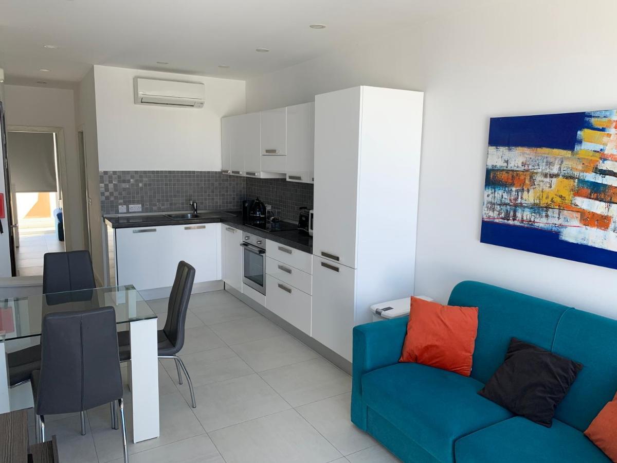 Sea View Penthouse Mellieha Bay公寓 外观 照片