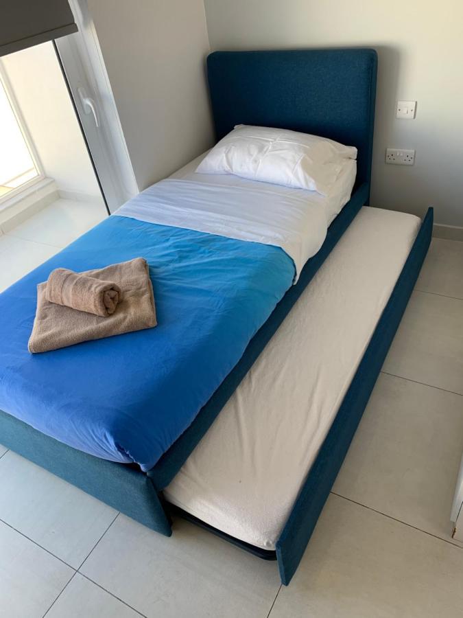 Sea View Penthouse Mellieha Bay公寓 外观 照片